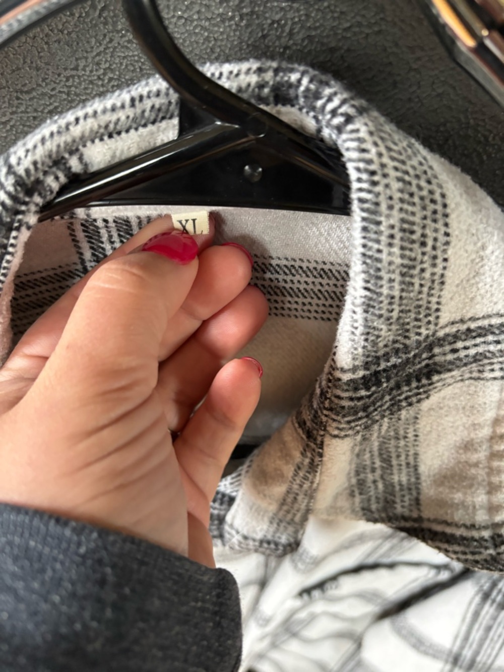 Women’s White and Black Plaid Button-Down Shirt Jacket - Picture 2 of 2